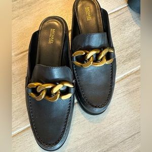 Michael Michael Kors Black Leather Mules with a Brass Gold Chain Size 8.5